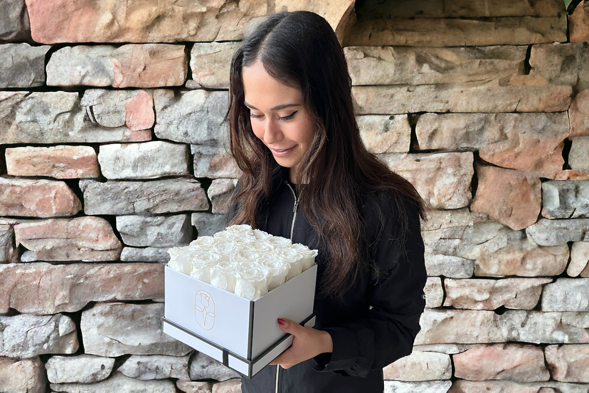 Eternal Roses Canada | Classic Square Box Rose Collection II | 16